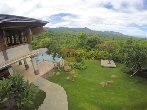 Villa Sumberkima Hill Retreat