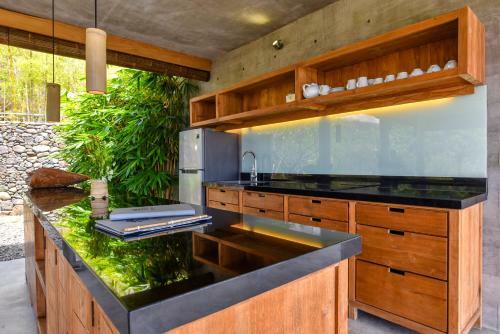 Villa Sumberkima Hill Retreat
