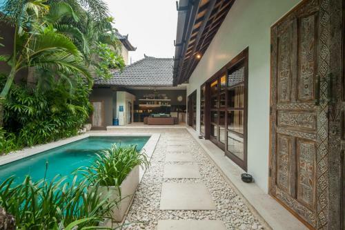 Villa Cicada Executive Residence