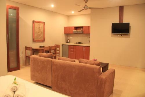 Hostal Semarandana Bedrooms And Pool
