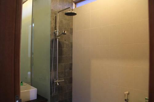 Hostal Semarandana Bedrooms And Pool