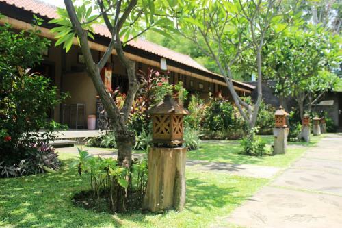 Hostal Pondok Shindu Guest House