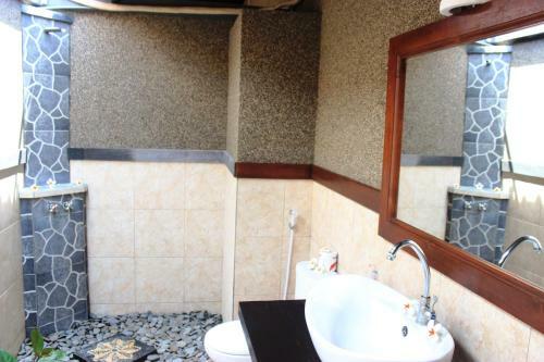 Hostal Pondok Shindu Guest House
