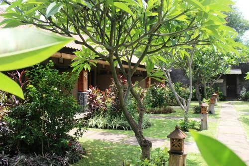 Hostal Pondok Shindu Guest House