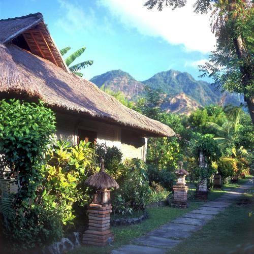 Hotel Pondok Sari Beach & Spa Resort