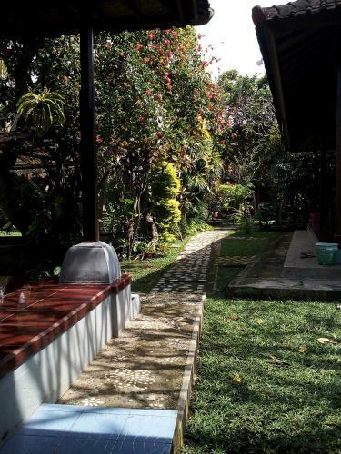 Hostal Madra Homestay