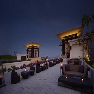 Hotel Mantra Sakala Resort & Beach Club