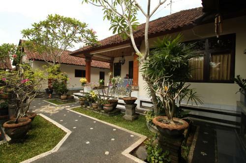 Kt. Kuaya Home Stay