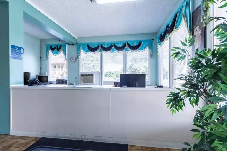 Hotel Rodeway Inn At Six Flags