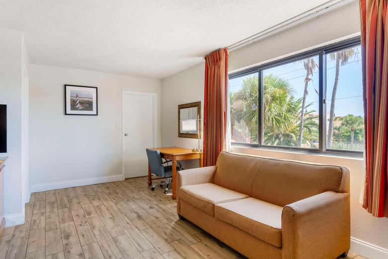 Hotel Comfort Inn