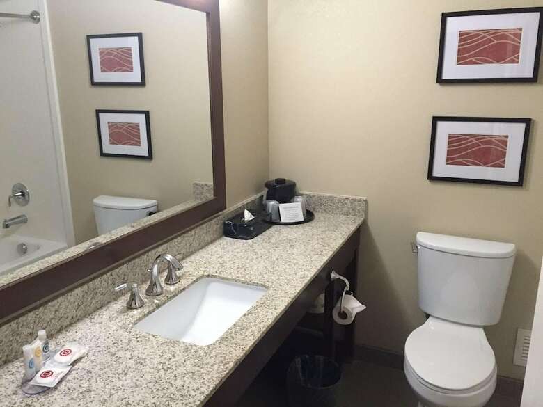 Hotel Comfort Inn Airport