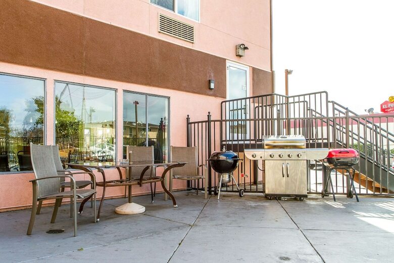 Hotel Mainstay Suites