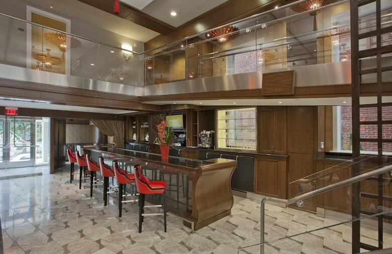 Hotel Morrison Clark Inn