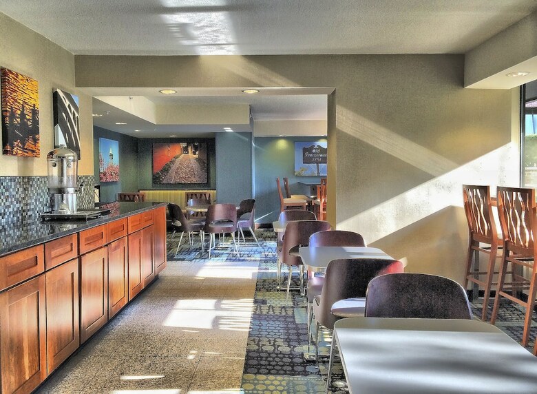 Hotel Georgetown Suites