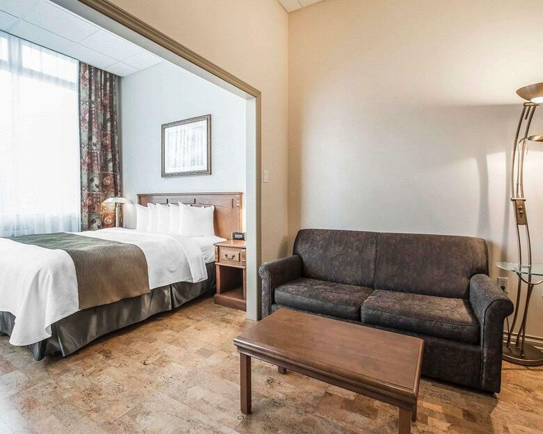 Hotel Quality Suites Drummondville
