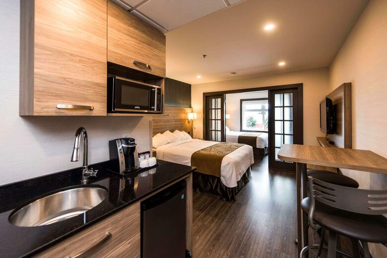 Hotel Quality Suites Drummondville