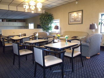 Hotel Econo Lodge & Suites