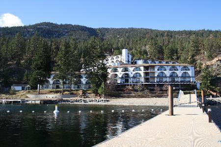 Hotel Lake Okanagan Resort