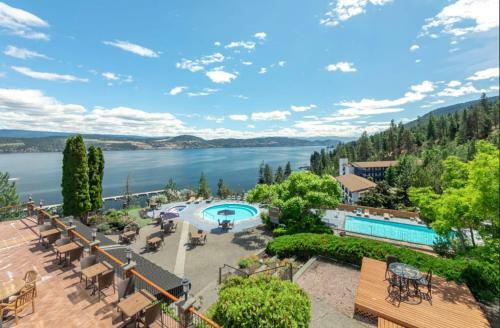 Hotel Lake Okanagan Resort