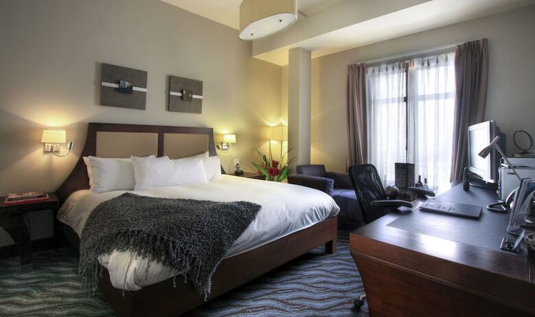 Nelligan Hotel