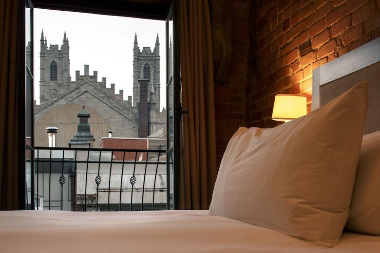 Nelligan Hotel