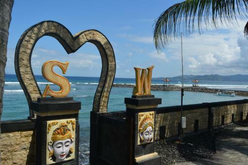 Hostal Segara Wangi Beach Cottages