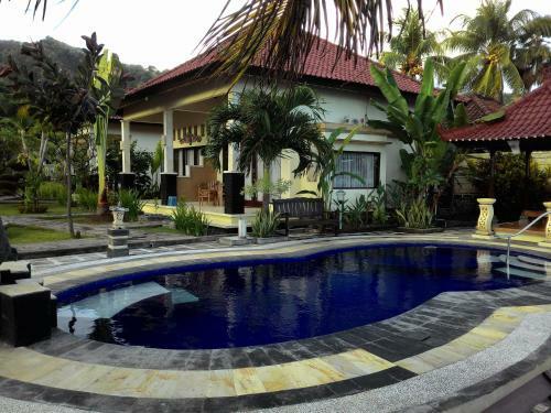 Hostal Segara Wangi Beach Cottages