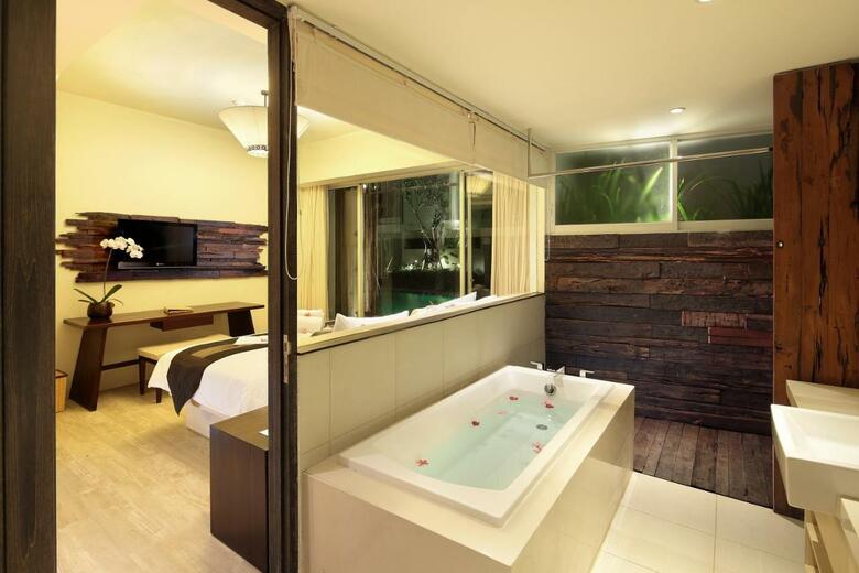 Hotel The Akmani Legian