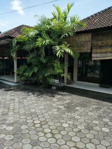 Temple Cafe & Seaside Cottages
