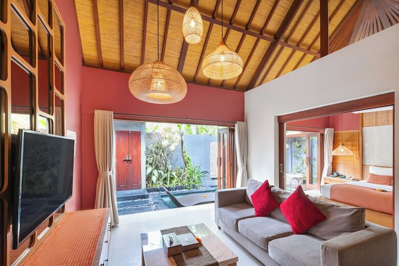 Legian Kriyamaha Villa