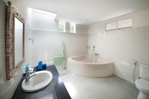 Green Garden Seminyak Villa