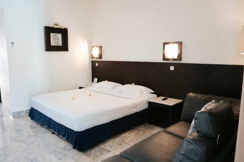 Hotel Kuta Lagoon Resort And Pool Villas