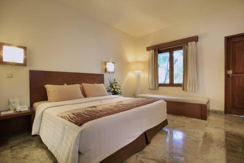 Hotel Kuta Lagoon Resort And Pool Villas