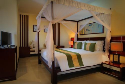 Hotel Adi Dharma Cottages
