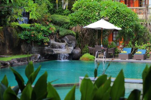 Hotel Adi Dharma Cottages