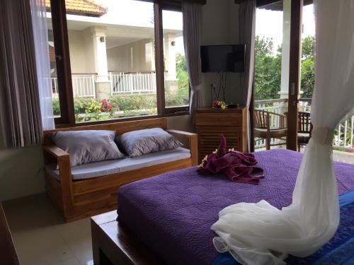 Hostal Merthayasa Bungalow 2
