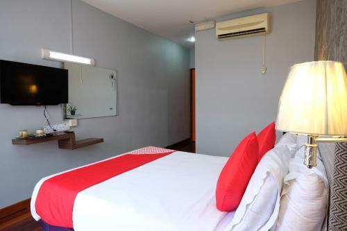 Grand City Hotel II