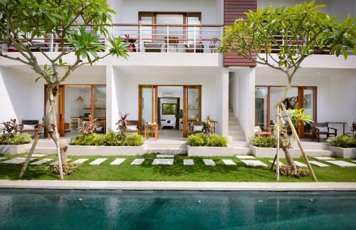 Echo Beach Villa
