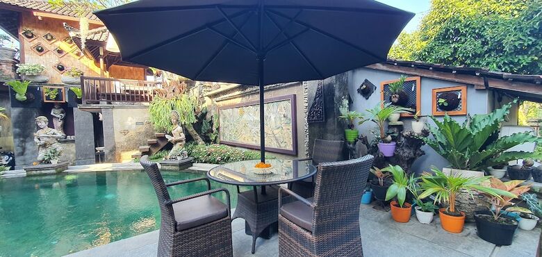 Hostal Kunang Kunang Guest House