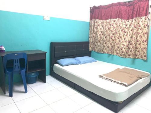 Hostal Yb House