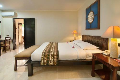 Legong Keraton Beach Hotel