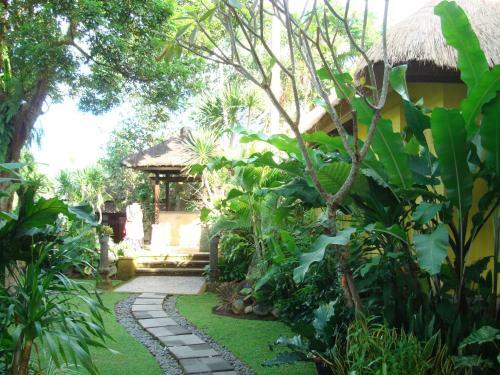 Hotel Anini Raka Resort & Spa