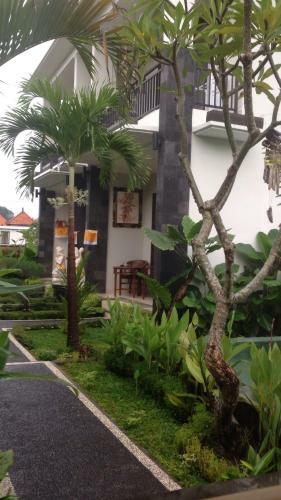 Hostal Nugraha Guest House 2