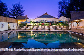 Hotel Scallywags Resort