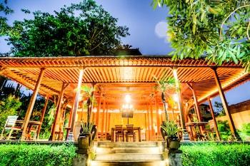 Javana Royal Villas