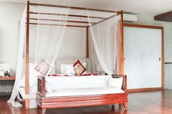 Javana Royal Villas