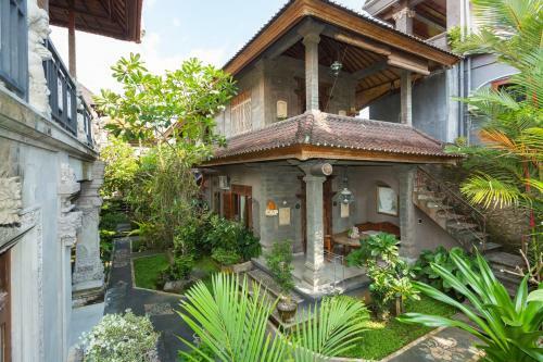 Hostal Bali Moon Guest House