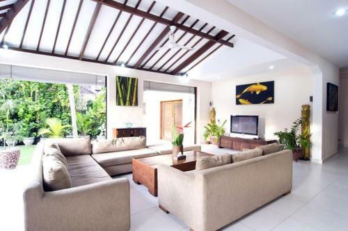 Aisha Family Villa