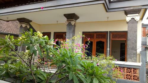 Kabera Bungalows 2