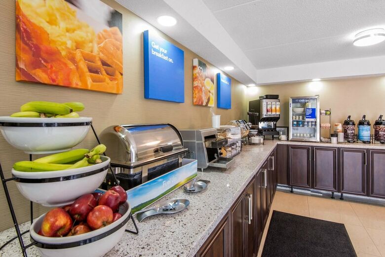 Hotel Comfort Inn Airport
